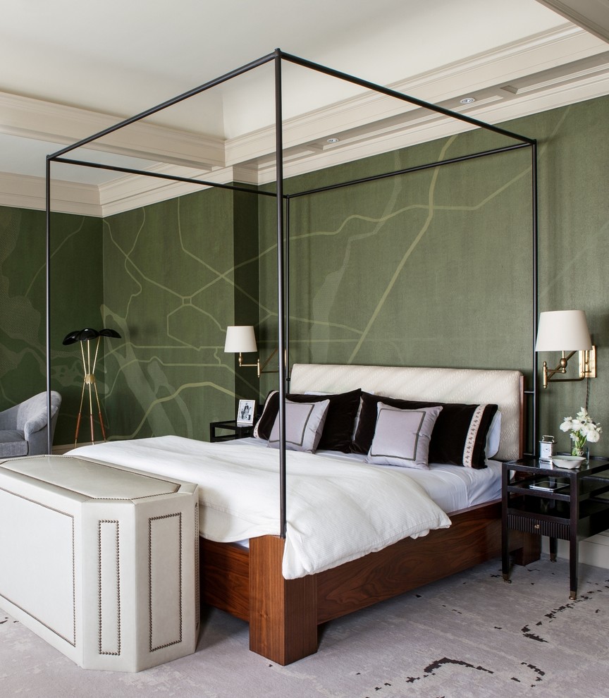 Diseño de dormitorio principal bohemio sin chimenea con paredes verdes y moqueta