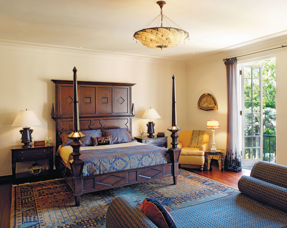 Example of a tuscan bedroom design in Los Angeles