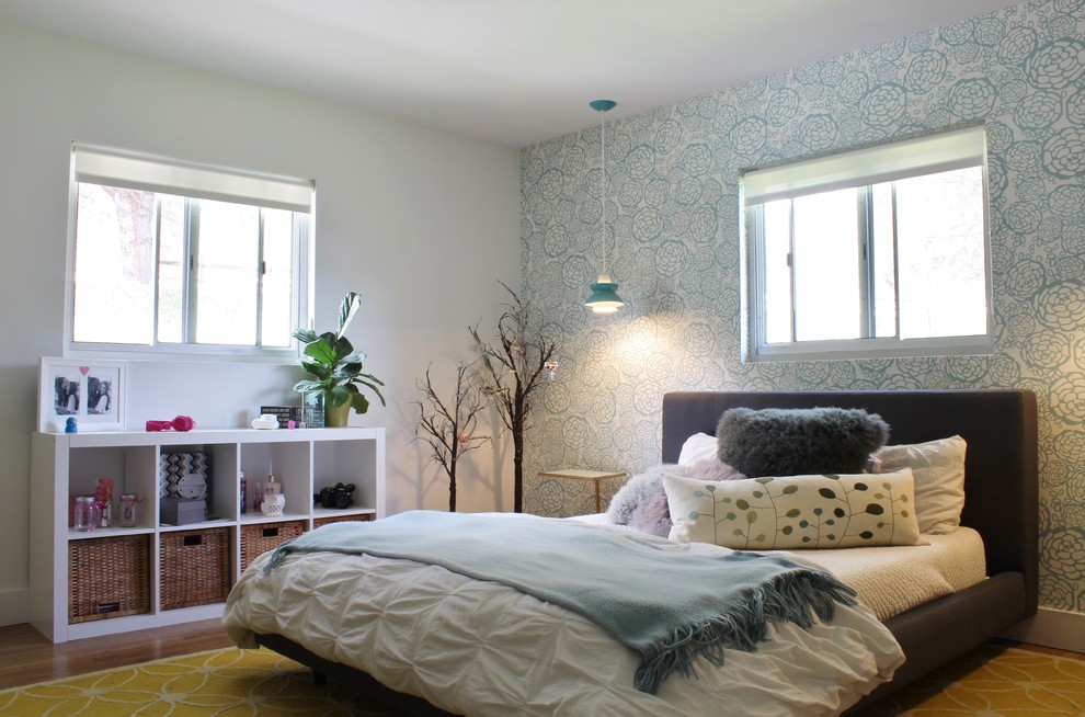 サンディエゴにあるミッドセンチュリースタイルのおしゃれな寝室のインテリア