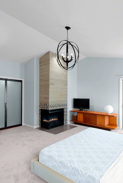 midcentury modern master bedroom - Midcentury - Bedroom - Chicago - by
