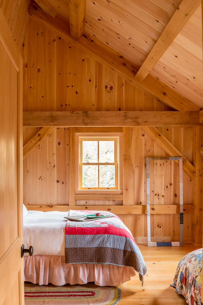 Inspiration for a rural bedroom in Portland Maine.