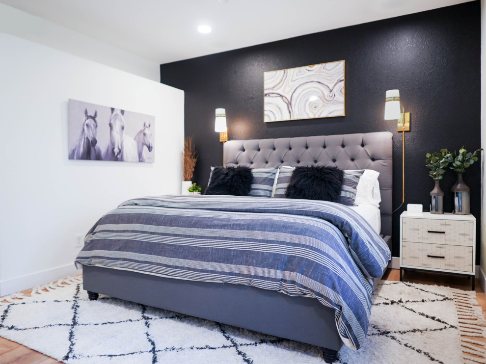 Trendy bedroom photo in Phoenix
