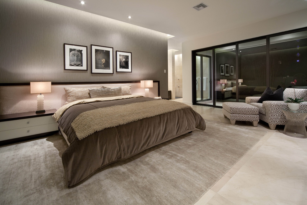 Minimalist bedroom photo in Orlando