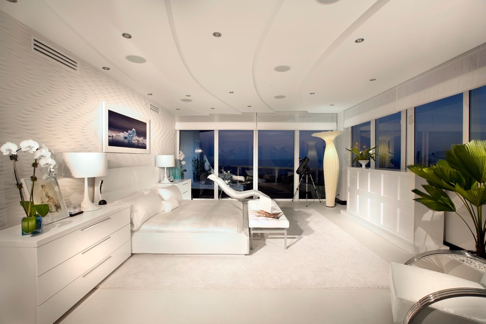 Bedroom - modern bedroom idea in Miami