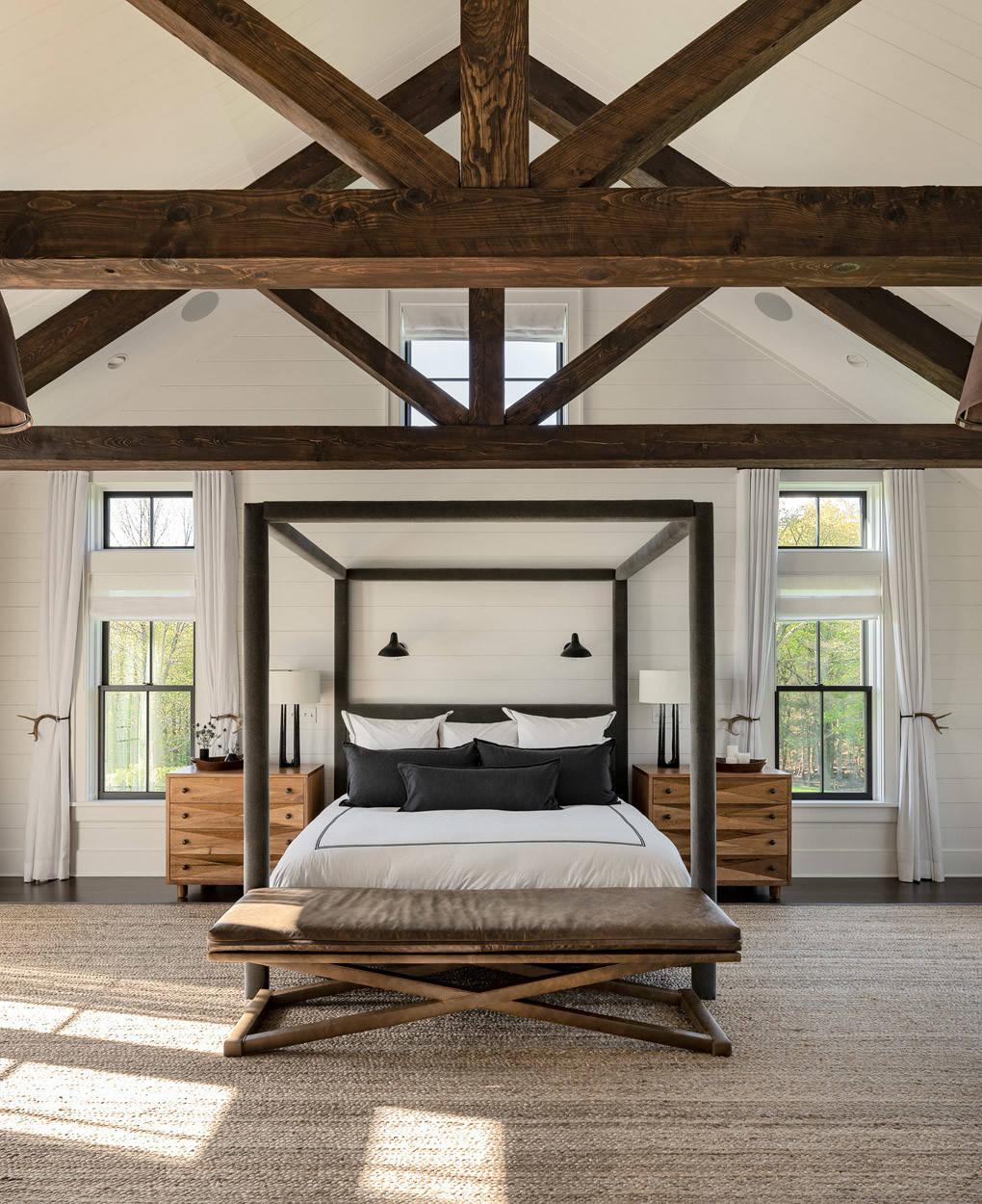 75 Beautiful Large Bedroom Pictures Ideas April 2021 Houzz