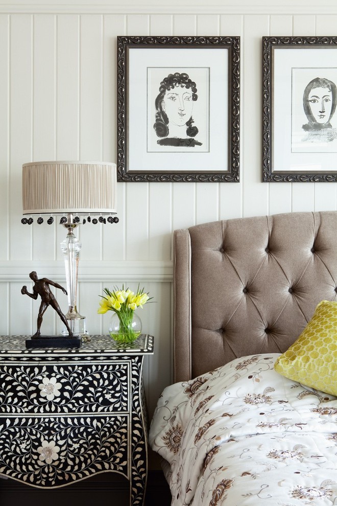 Photo of a classic grey and cream bedroom in Brisbane with white walls, carpet and no fireplace.