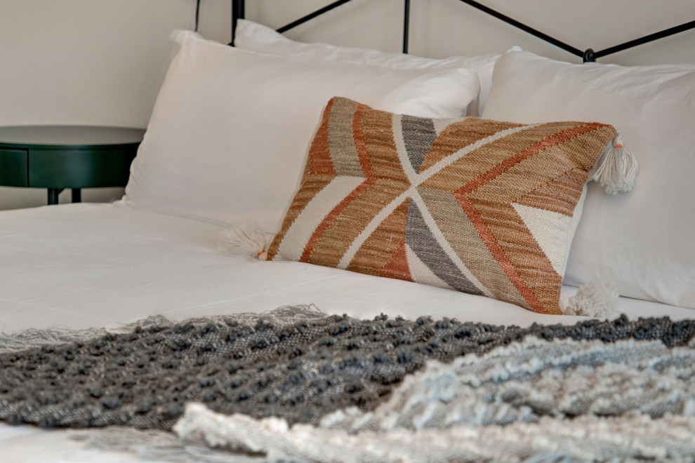 Modern Rustic Log Home Furniture Project on a Dime! Bedroom Salt
