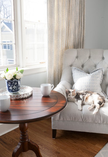 Modern Traditional Lexington Home - Klassisch - Schlafzimmer - Boston