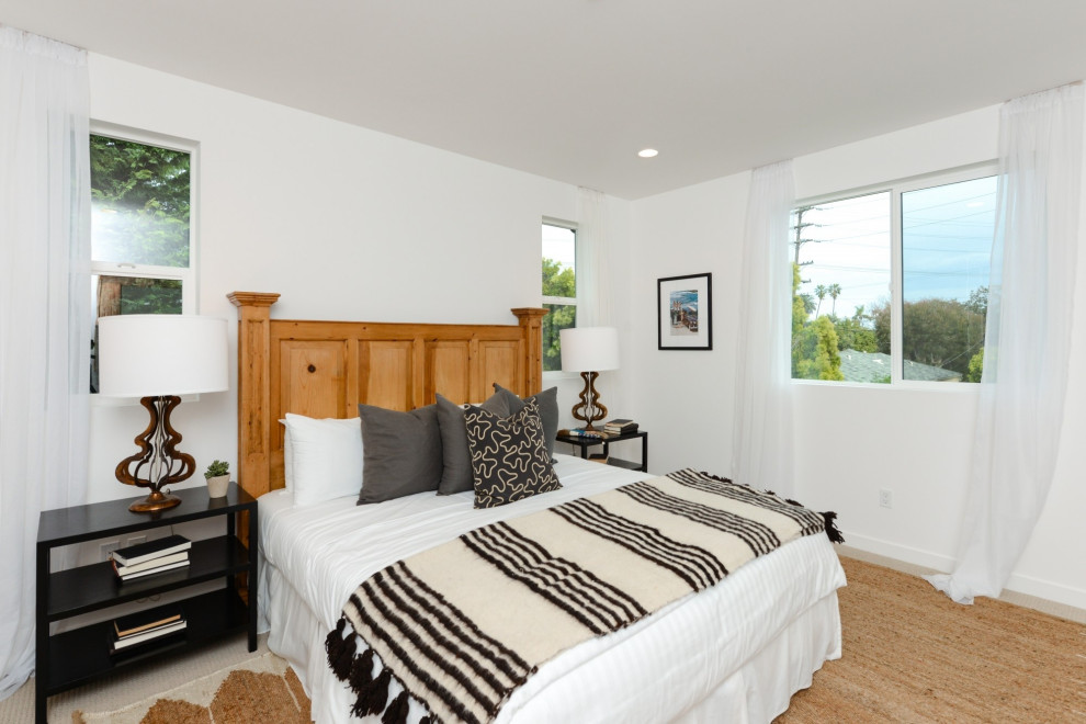 Design ideas for a coastal bedroom in Los Angeles.