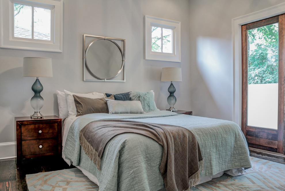 Bedroom - mid-sized traditional master dark wood floor bedroom idea in Atlanta with gray walls