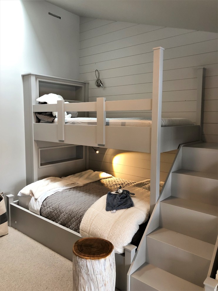 Bedroom - mid-sized contemporary guest carpeted and gray floor bedroom idea in Denver with gray walls and no fireplace