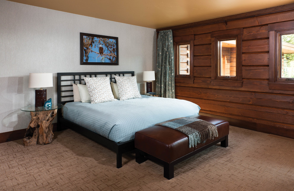 На фото: гостевая спальня (комната для гостей) в стиле модернизм с ковровым покрытием