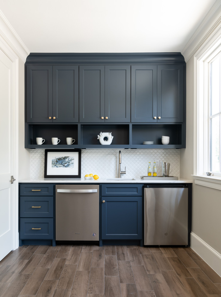 Guest Room Kitchenette - Bedroom - Dallas - by Associate Interiors | Houzz