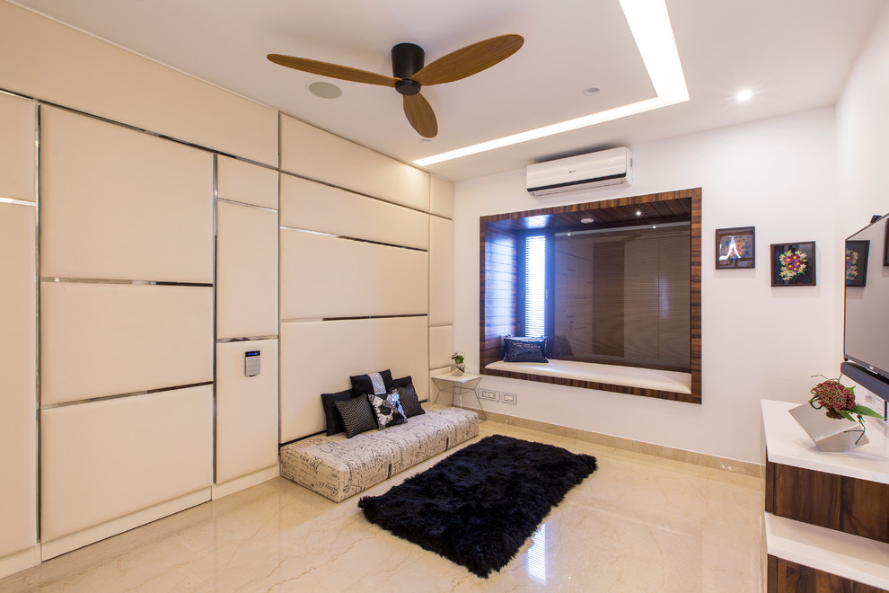 バンガロールにあるコンテンポラリースタイルのおしゃれな寝室