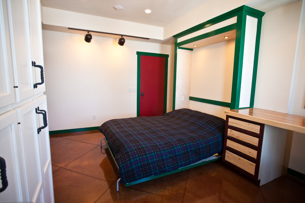 Example of an eclectic bedroom design in Milwaukee