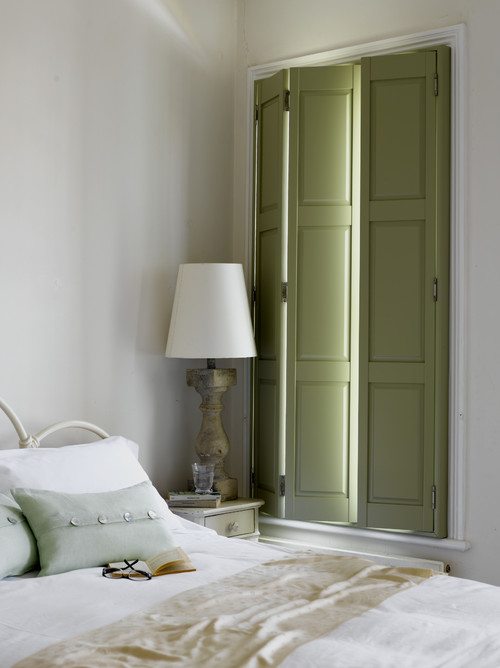 25 Sage Green Bedroom Ideas; calming sage green bedrooms colors for an airy and earthy design!