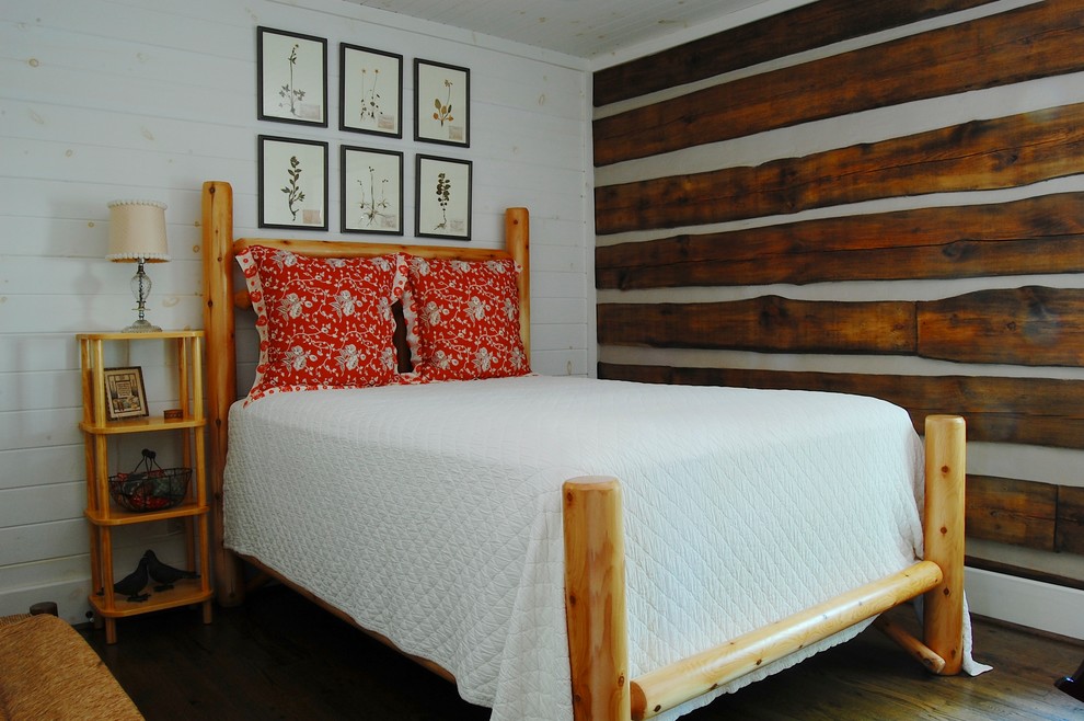 Bedroom - rustic bedroom idea in New York
