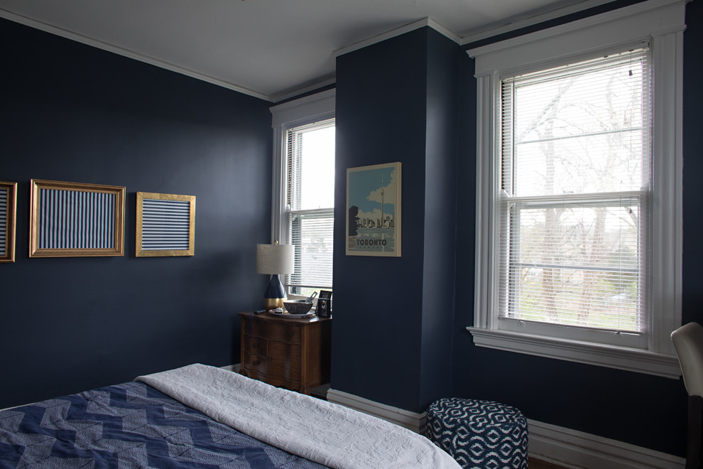 Photo of a bohemian bedroom in Cincinnati.