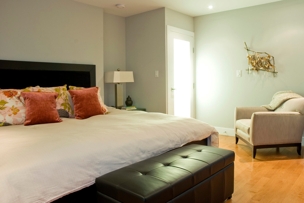 Inspiration for a contemporary bedroom remodel in Vancouver