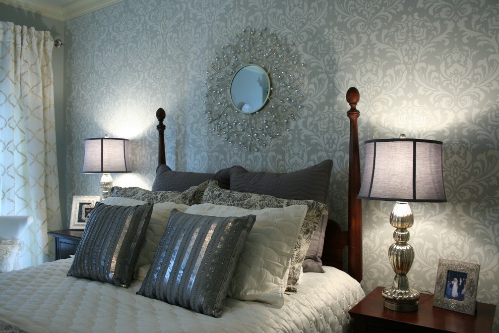 Inspiration for a mid-sized timeless master carpeted bedroom remodel in Atlanta with gray walls