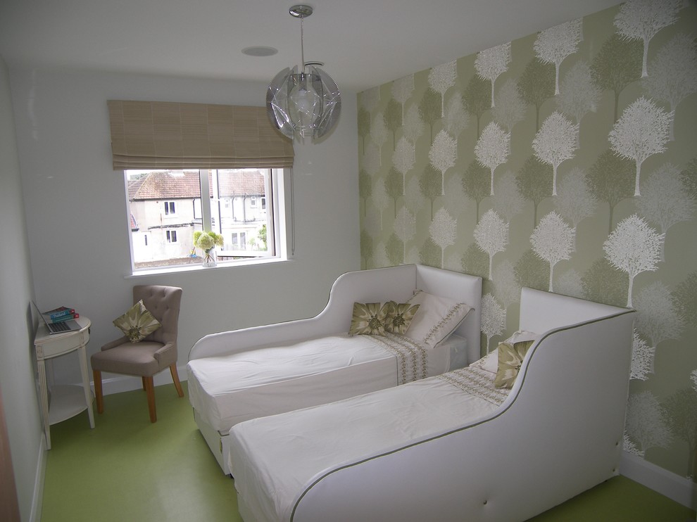 Bedroom - eclectic bedroom idea in Dublin