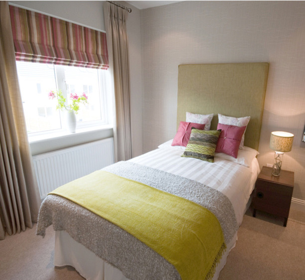 Minimalist bedroom photo in Dublin