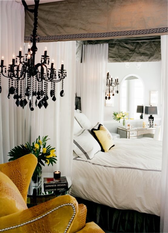 Example of an eclectic bedroom design in Los Angeles