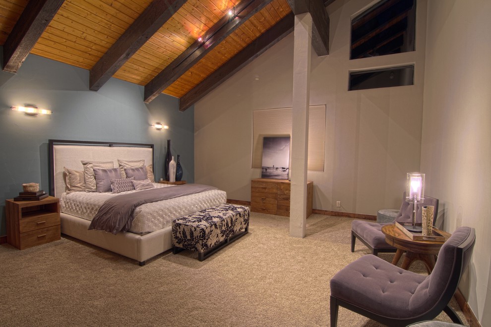 Bedroom - modern bedroom idea in Sacramento