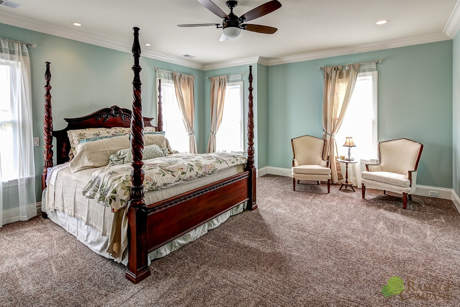Elegant bedroom photo in Louisville