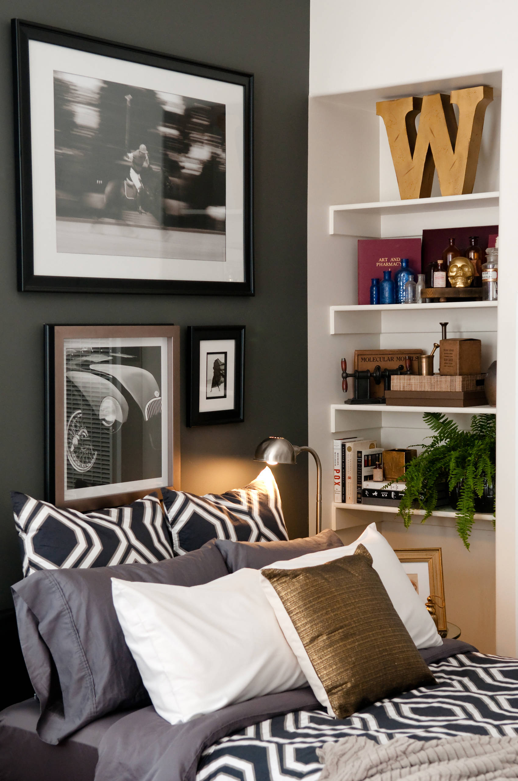 Bachelor Bedroom Ideas