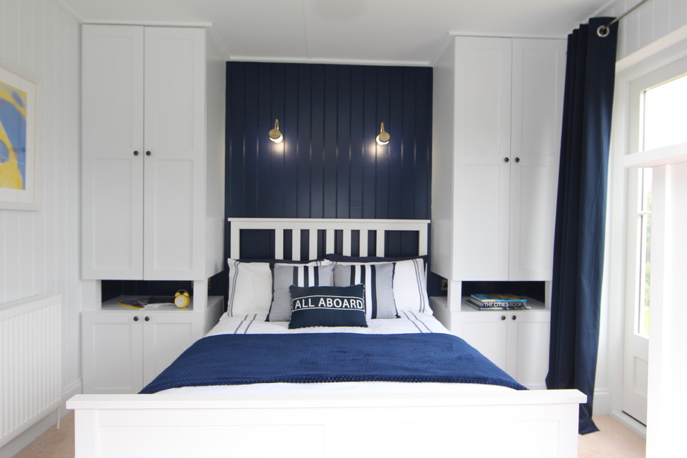 Inspiration for a timeless bedroom remodel in Glasgow