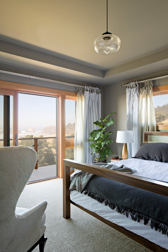 Design ideas for a contemporary bedroom in Portland.