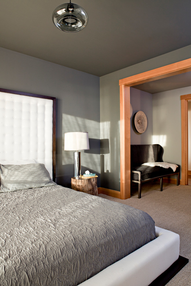 ポートランドにあるコンテンポラリースタイルのおしゃれな寝室のインテリア