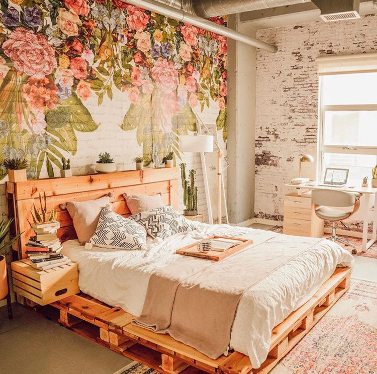 Foto på ett stort shabby chic-inspirerat sovrum