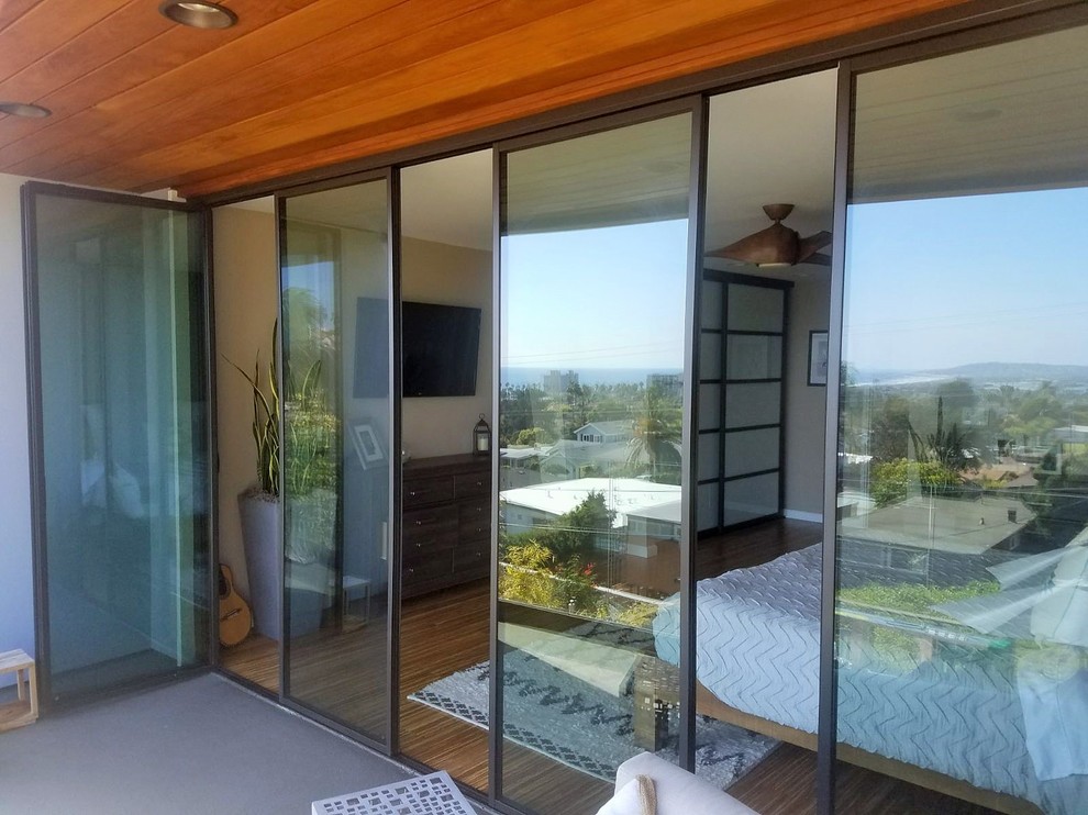 Pacific Beach, San Diego Premier Ultra Slim Folding Doors