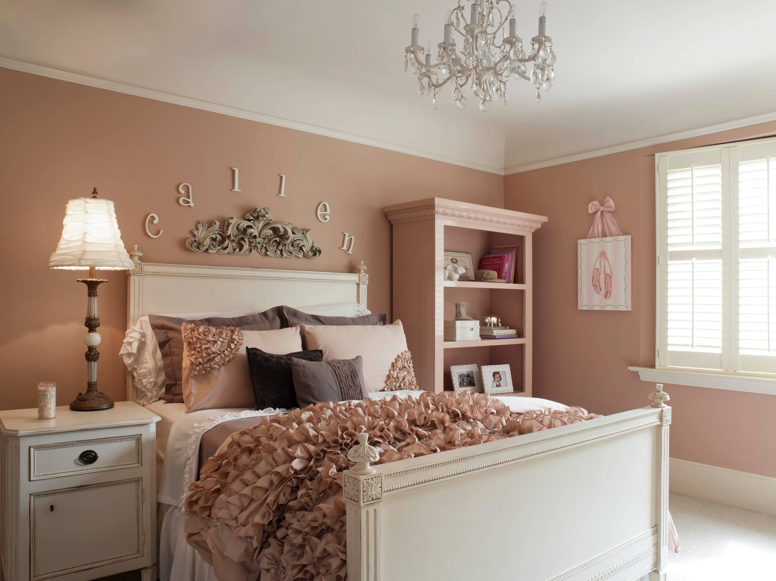 dusty rose bedroom