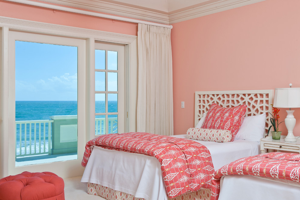 Design ideas for a contemporary guest bedroom in Miami with pink walls.