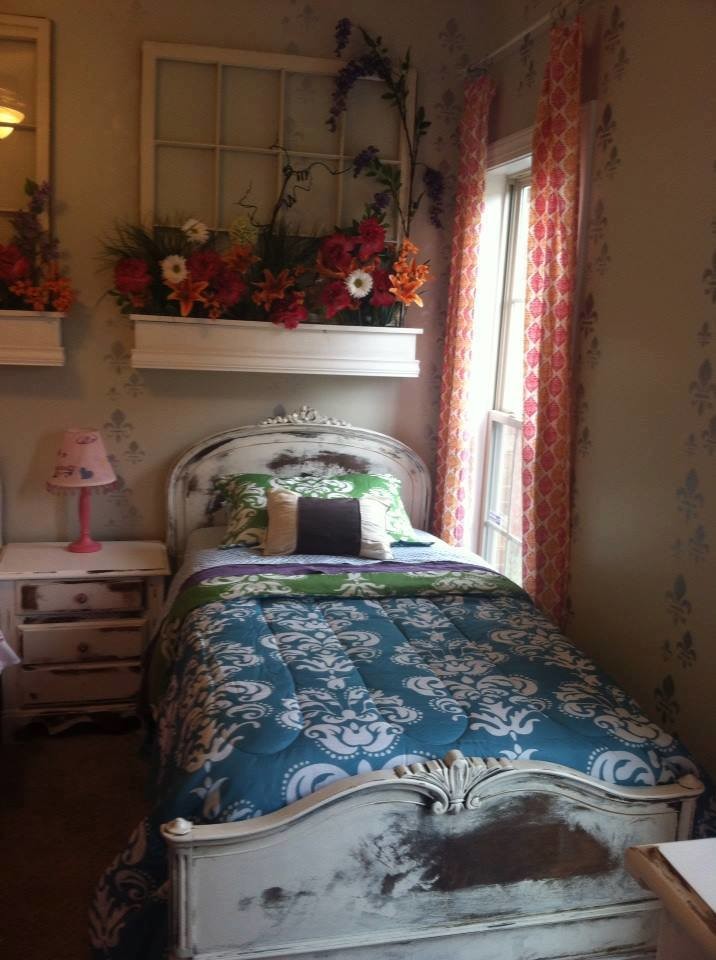 Design ideas for a classic bedroom in Nashville.