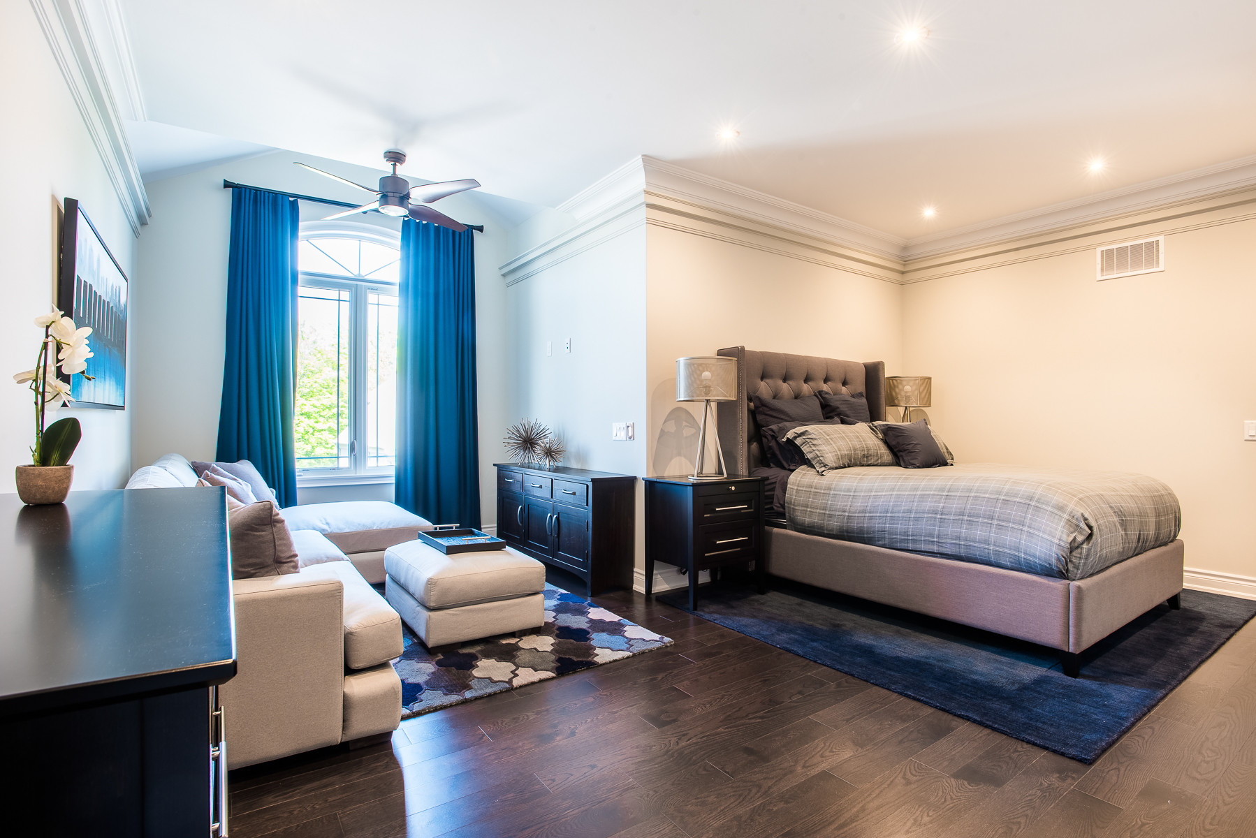 L Shape Bedroom Photos Ideas Houzz
