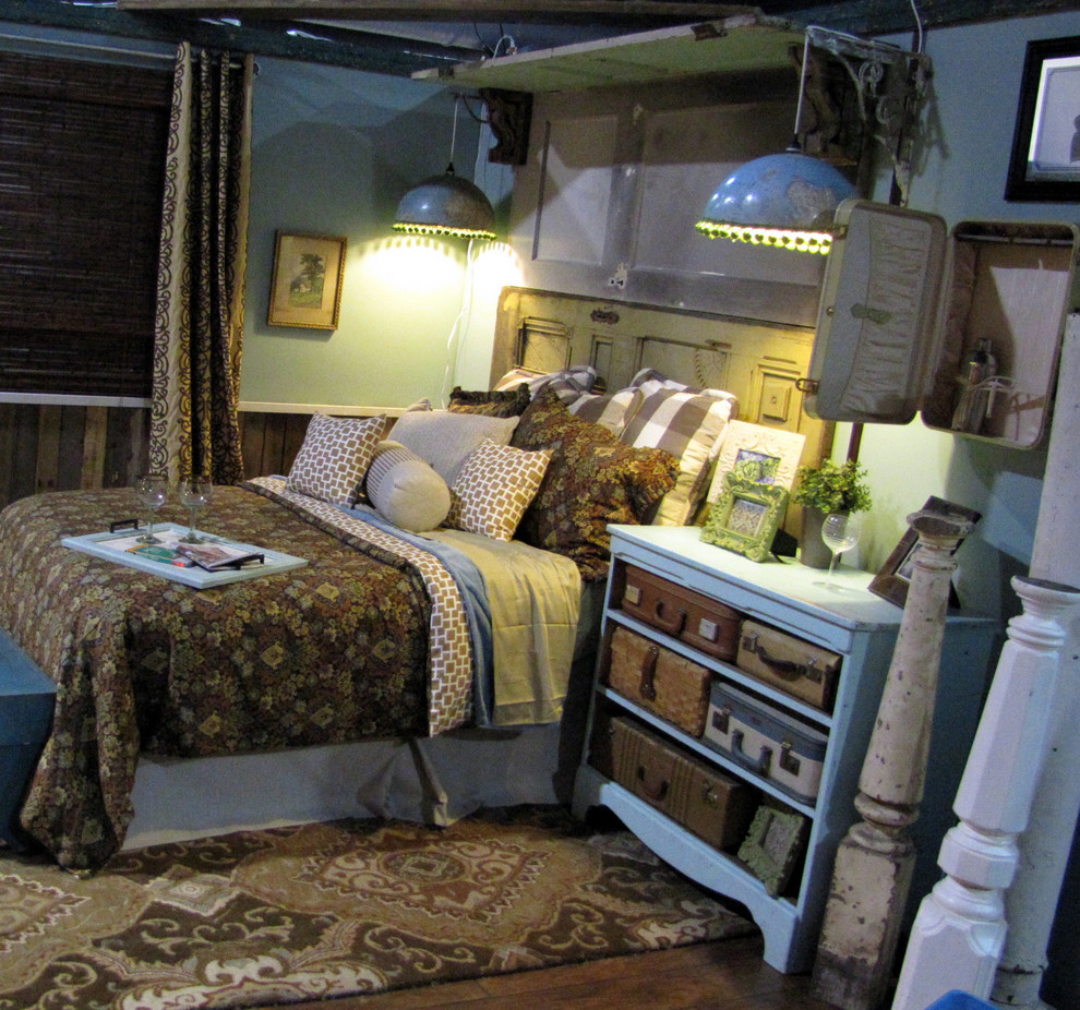 Bedroom - eclectic bedroom idea in Philadelphia