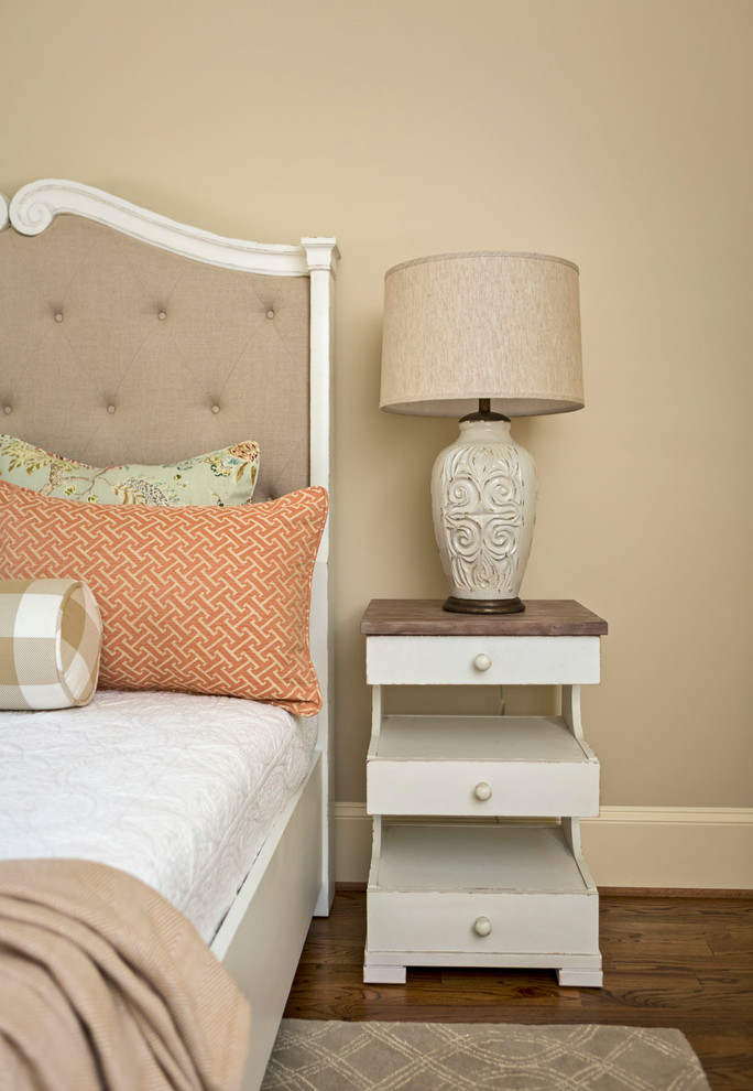 Design ideas for a traditional bedroom in Charlotte.
