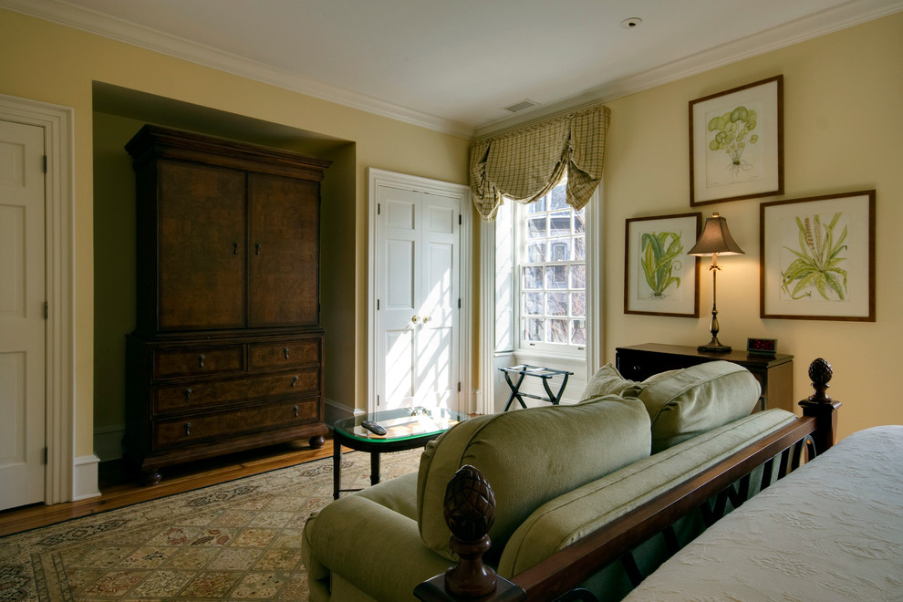 Inspiration for a classic bedroom in Philadelphia.