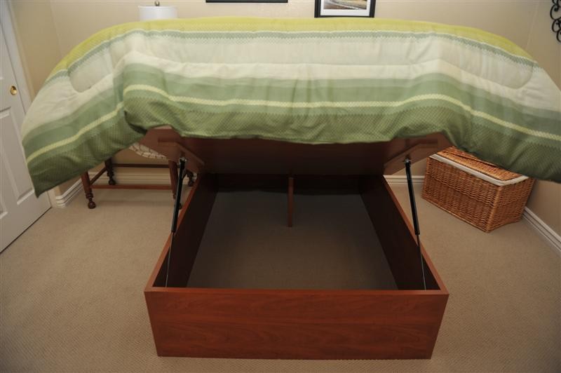 フェニックスにあるトラディショナルスタイルのおしゃれな寝室