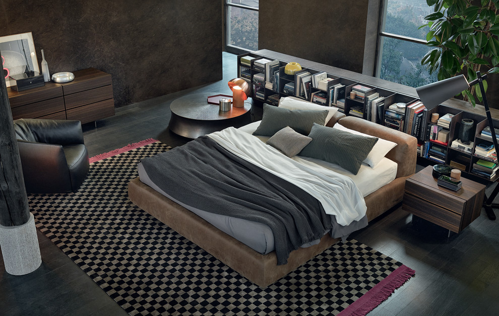 Foto de dormitorio contemporáneo grande con paredes grises y suelo de madera oscura