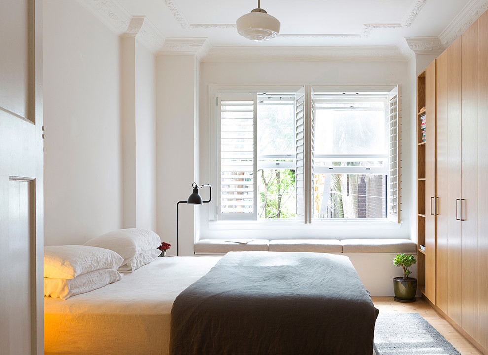 Bedroom - scandinavian bedroom idea in Sydney