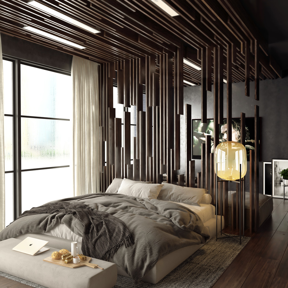 Modernes Schlafzimmer mit grauer Wandfarbe, dunklem Holzboden und braunem Boden in San Francisco