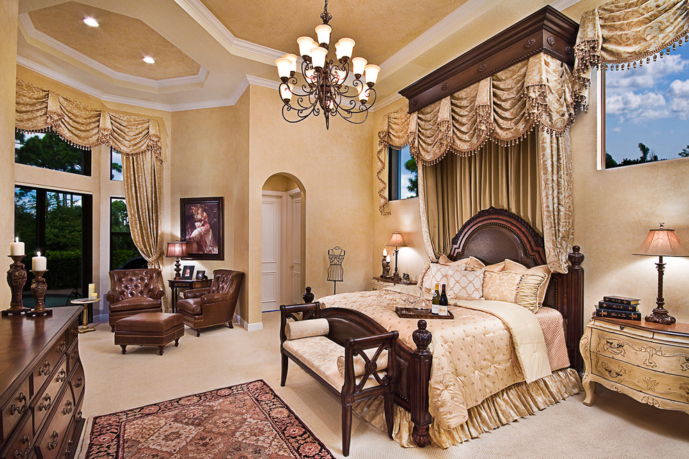 Inspiration for a traditional bedroom in Miami.