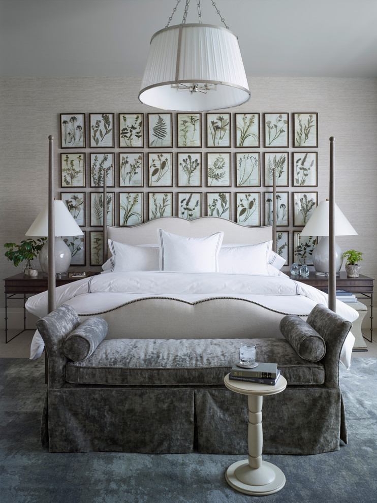 Imagen de dormitorio de estilo de casa de campo con paredes grises y suelo gris