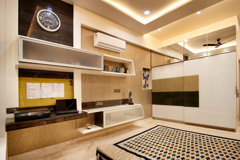 Bedroom - contemporary bedroom idea in Pune