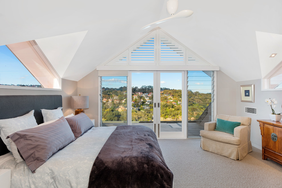 Photo of a contemporary mezzanine bedroom in Sydney.